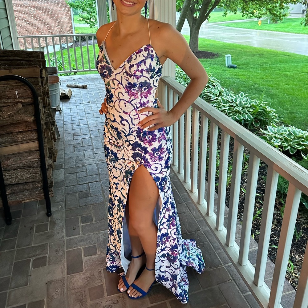 brand- Jovani size- 4